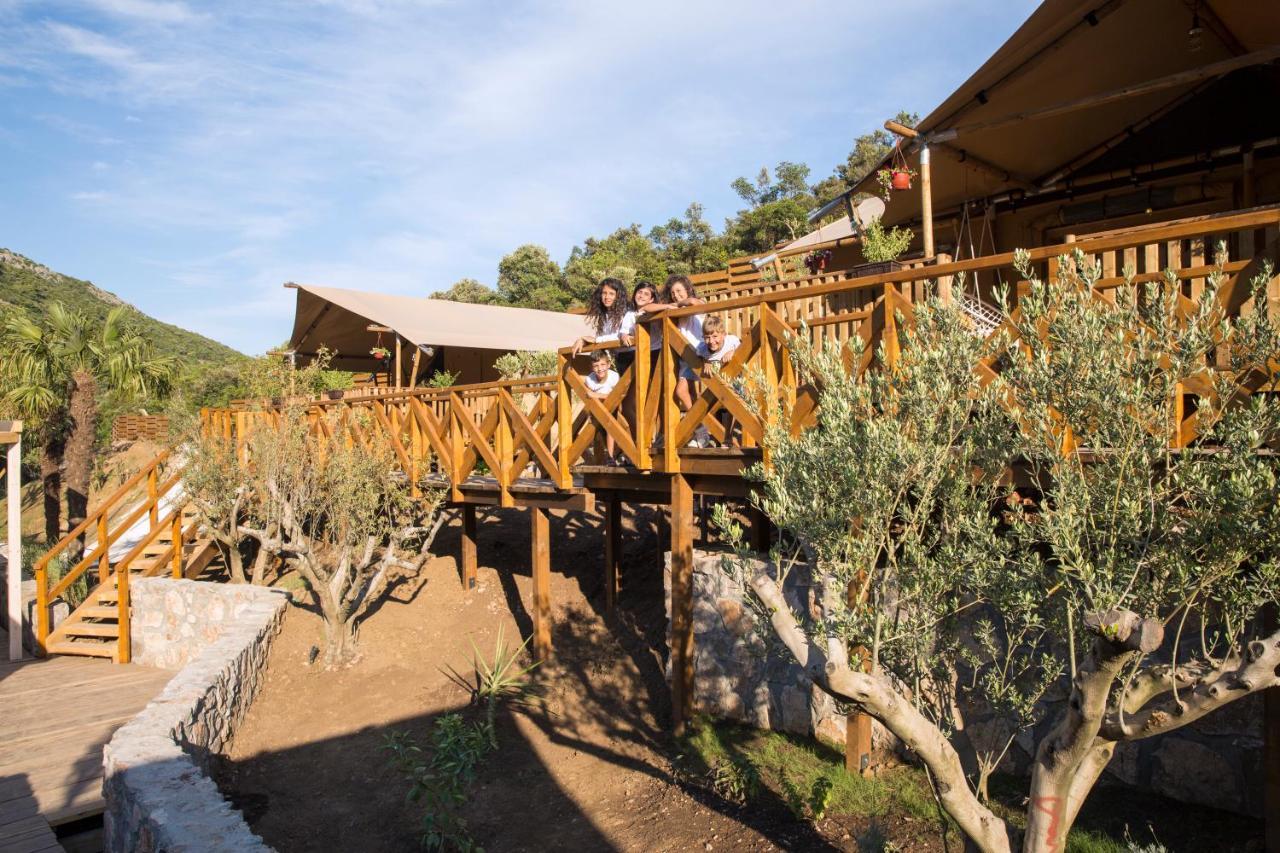 Sea Glamping Hotel Kotor Kültér fotó