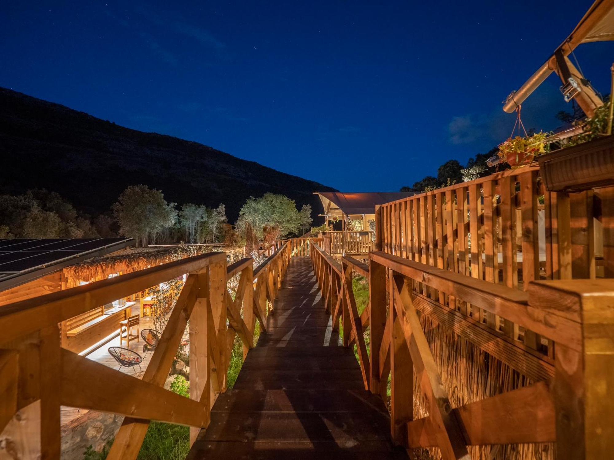 Sea Glamping Hotel Kotor Kültér fotó