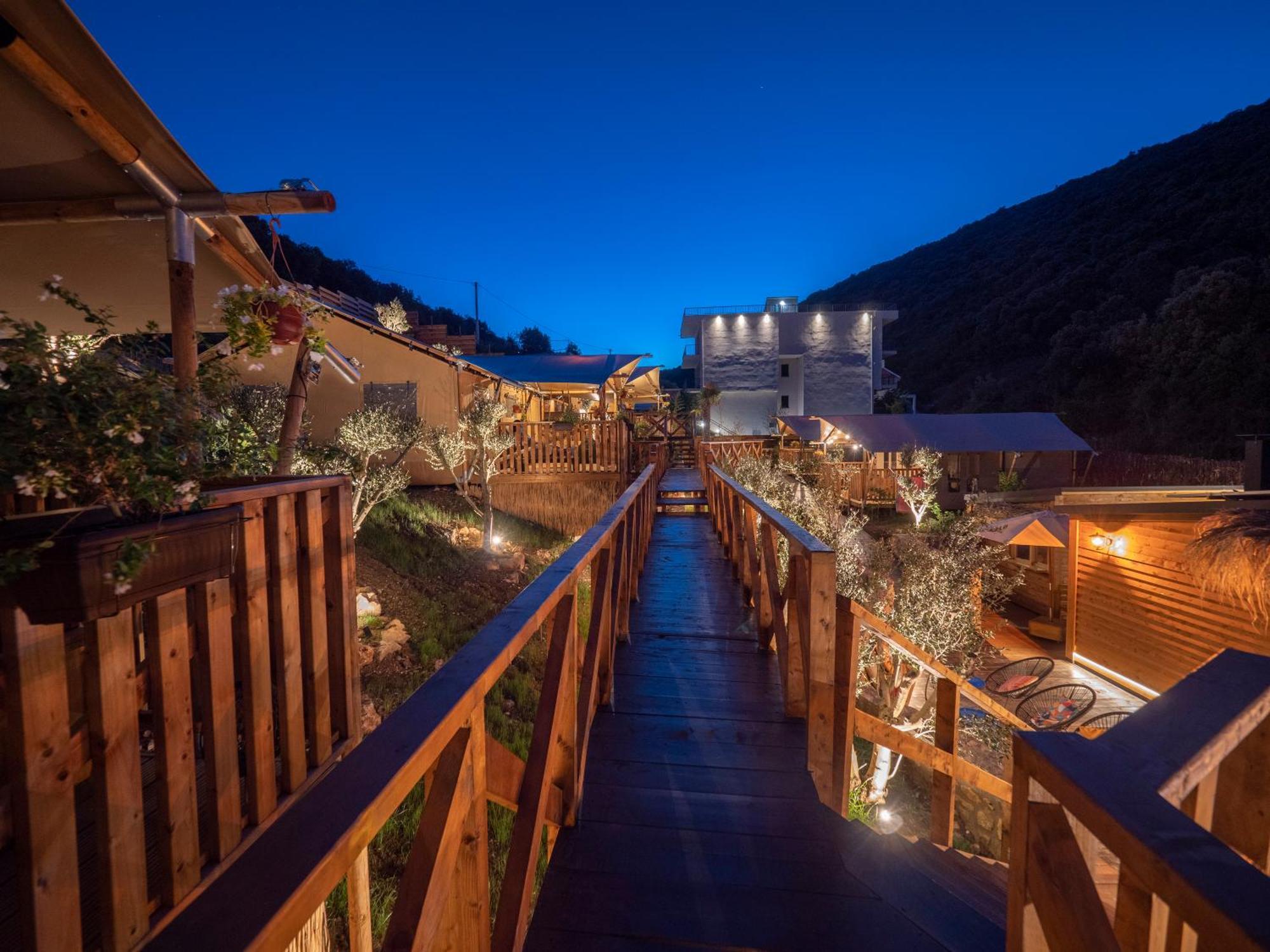 Sea Glamping Hotel Kotor Kültér fotó